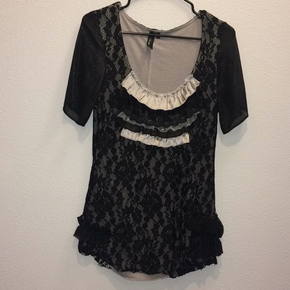 SALE! BKE BOUTIQUE Blouse SZ Large